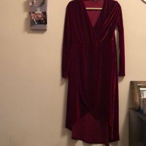 High-low velour long sleeved dress.